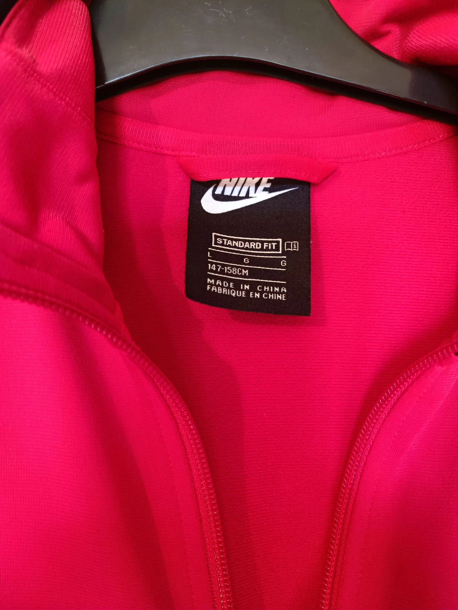 Nike tracksuit zip-up jacket size L for children 12/13 years very good condition in red and black – photo 3